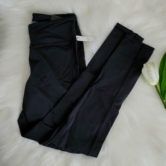 Victoria's Secret Pants - 🎀VICTORIA'S SECRET SPORTS LEGGINGS SIZE S